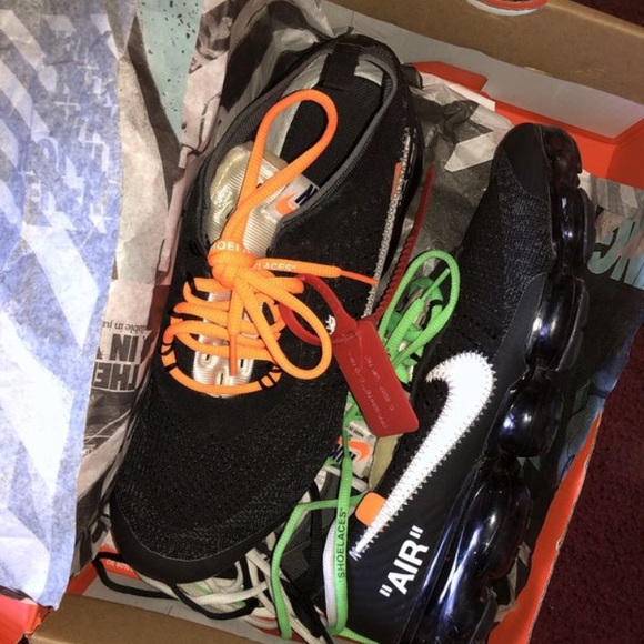 Offwhite vapormax size 11 - Picture 2 of 4
